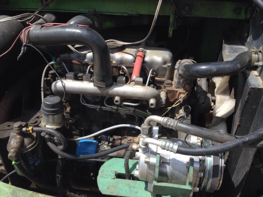 CAT 40 ปั็มนิ้ว หัวเก๋ง มีแอร์เย็นสู้หน้าร้อน เก่าไทย ขายตามสภาพครับ CAT 40 ปั็มนิ้ว หัวเก๋ง มีแอร์เย็นสู้หน้าร้อน เก่าไทย ขายตามสภาพครับ