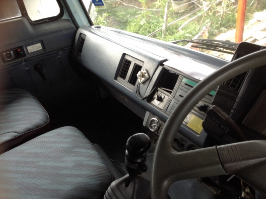 ขายสิ้บล้อ240นางฟ้าแท้รถสวยเดิมมือเดียวป้ายแดงสีบางเดิม