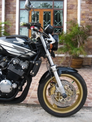 ขาย honda cb400sf v-tec1 ปี 2000 เสียสรรพสามิต ราคา 79,000 ขาย honda cb400sf v-tec1 ปี 2000 เสียสรรพสามิต ราคา 79,000