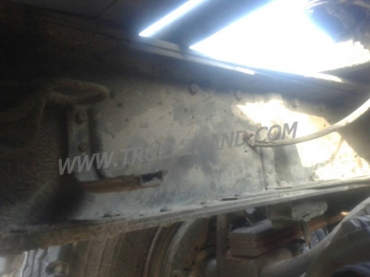 ขายยกชุด รถบรรทุกหัวลาก 10 ล้อ MITSUBISHI FUSO FN527 SR 220 แรงม้า ปีจดทะเบียน 2545 + หางเทเลอร์พื้นเรียบ อู่พนัส ยาว 12 เมตร 2 เพลา