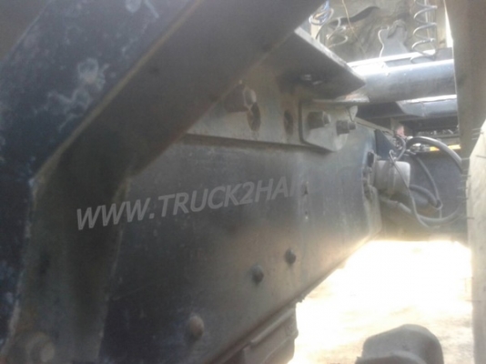 ขายยกชุด รถบรรทุกหัวลาก 10 ล้อ MITSUBISHI FUSO FN527 SR 220 แรงม้า ปีจดทะเบียน 2545 + หางเทเลอร์พื้นเรียบ อู่พนัส ยาว 12 เมตร 2 เพลา