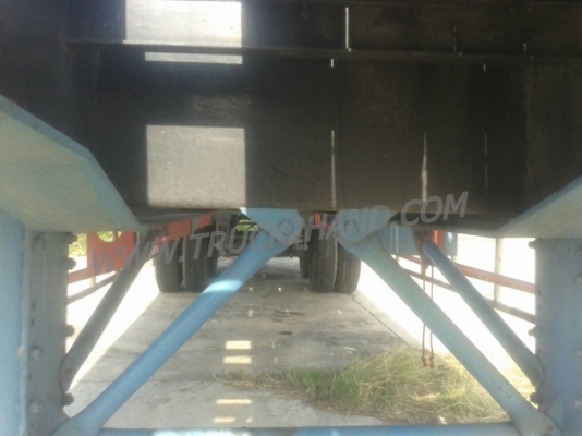 ขายยกชุด รถบรรทุกหัวลาก 10 ล้อ MITSUBISHI FUSO FN527 SR 220 แรงม้า ปีจดทะเบียน 2545 + หางเทเลอร์พื้นเรียบ อู่พนัส ยาว 12 เมตร 2 เพลา