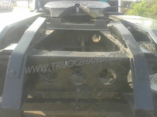 ขายยกชุด รถบรรทุกหัวลาก 10 ล้อ MITSUBISHI FUSO FN527 SR 220 แรงม้า ปีจดทะเบียน 2545 + หางเทเลอร์พื้นเรียบ อู่พนัส ยาว 12 เมตร 2 เพลา