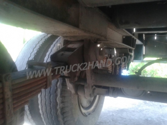 ขายยกชุด รถบรรทุกหัวลาก 10 ล้อ MITSUBISHI FUSO FN527 SR 220 แรงม้า ปีจดทะเบียน 2545 + หางเทเลอร์พื้นเรียบ อู่พนัส ยาว 12 เมตร 2 เพลา