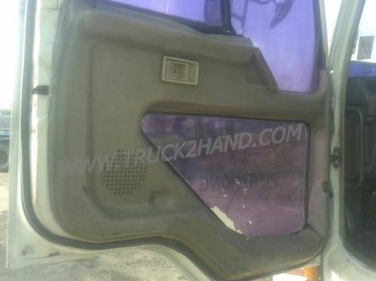 ขายยกชุด รถบรรทุกหัวลาก 10 ล้อ MITSUBISHI FUSO FN527 SR 220 แรงม้า ปีจดทะเบียน 2545 + หางเทเลอร์พื้นเรียบ อู่พนัส ยาว 12 เมตร 2 เพลา