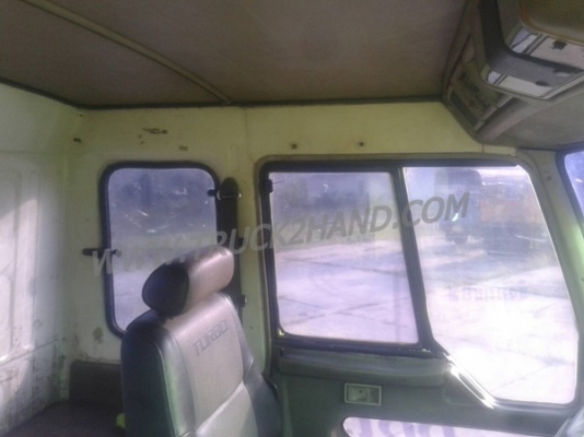 ขายยกชุด รถบรรทุกหัวลาก 10 ล้อ MITSUBISHI FUSO FN527 SR 220 แรงม้า ปีจดทะเบียน 2545 + หางเทเลอร์พื้นเรียบ อู่พนัส ยาว 12 เมตร 2 เพลา