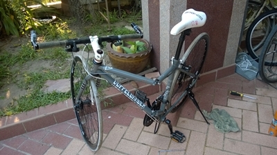 จักรยานทัวว์ริ่งได้พับได้ยอดนิยมของญี่ปุ่นdoppelganger due824ล้อ28นิ้วดิสก์หน้าใหม่หมื่นกว่าเก่าญี่ปุ่นของพึ่งมาขายครึ่งราคาครับ