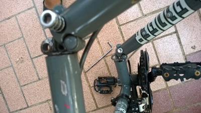 จักรยานทัวว์ริ่งได้พับได้ยอดนิยมของญี่ปุ่นdoppelganger due824ล้อ28นิ้วดิสก์หน้าใหม่หมื่นกว่าเก่าญี่ปุ่นของพึ่งมาขายครึ่งราคาครับ