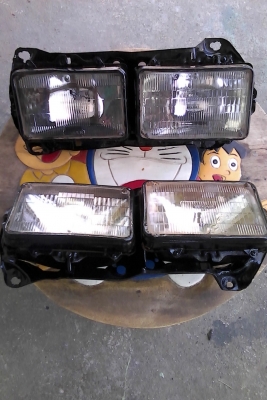 ไฟหน้ารถคลาสสิค ดัทสัน 720