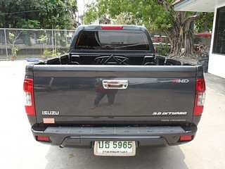 ISUZU D MAX RODEO LS 3.0 MT 4WD ปี 2002 รถสวยพร้อมใช้ ขายถูก T.086-527-9533