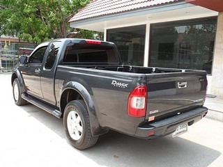 ISUZU D MAX RODEO LS 3.0 MT 4WD ปี 2002 รถสวยพร้อมใช้ ขายถูก T.086-527-9533