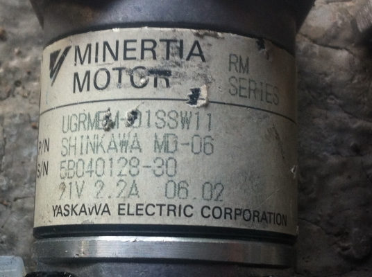 DCเซอร์โวมอเตอร์ มอเตอร์ MINERTIA 21V. 2.2 A. แกนเพลาโตประมาณ6-8 มม.
