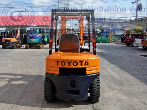 ขายรถ โฟล์คลิฟท์ TOYOTA รุ่น 5-FGL25