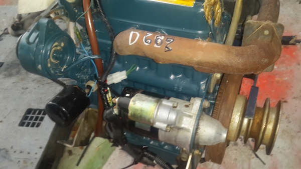 สามสูบ 17.5 แรง