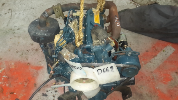 สามสูบ 17.5 แรง