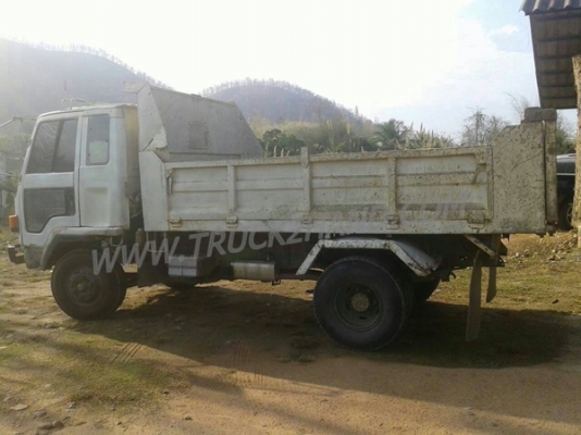 รถบรรทุก 6 ล้อ ดัมพ์ ISUZU ปีจดทะเบียน 2542 กระบะดั๊มยาว 3.60 เมตร