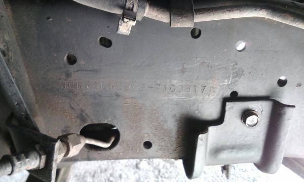 รถอีซูซุ 6 ล้อ รั้ว NPR  120 แรงม้า. ปี 49    สนใจติดต่อ  081 - 6079515