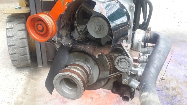 สองสูบ 9.5 แรง