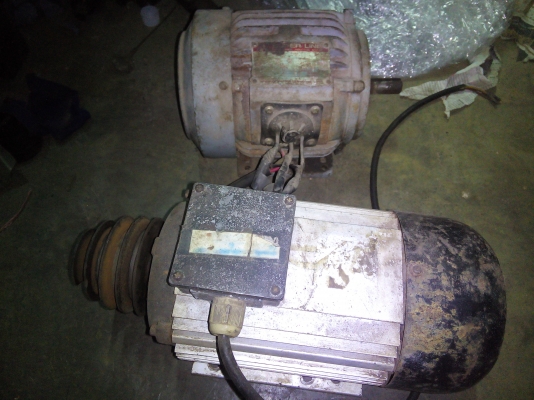 ขายมอเตอร์มือสอง  เหมา 2 ลูก ราคา 1300 บาท