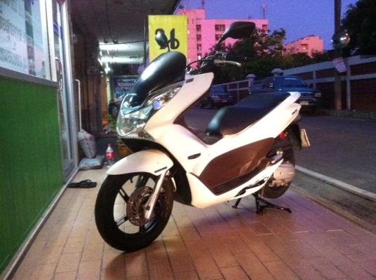 ขออนุญาติขาย HONDA PCX 125-i รุ่น IDLING STOP โอนให้ฟรี