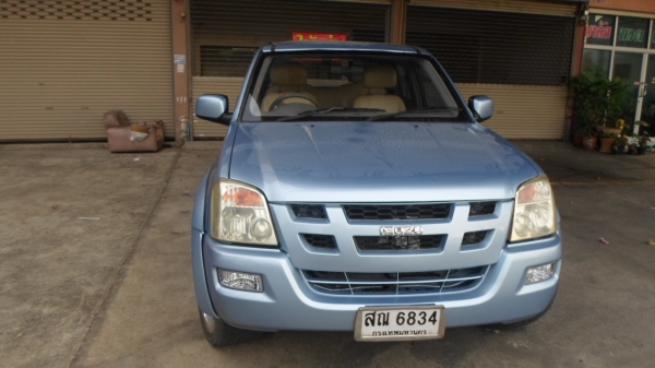 ขาย อีซูซุ ไฮเลนเดอร์ สี่ประตู