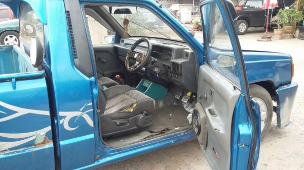 มิตรซูL200ตอนเดียวปี96พวงมาลัยเพาเวอร์แอร์เย็นเครื่องดีคันซีสวยทะเบียนไม่ขาด