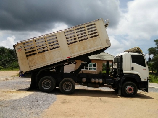 รถอีซูซุ 10 ล้อดั้ม FXZ 360 แรงม้า ปี 54.  ( รถวิ่ง 2xx,xxx กว่า กม. )     สนใจติดต่อ   081 - 6079515