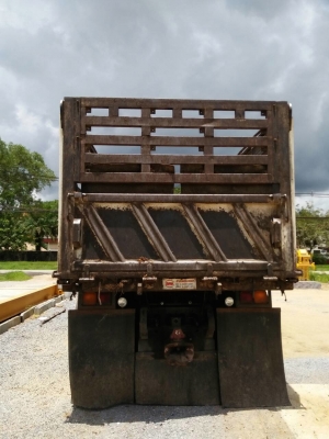 รถอีซูซุ 10 ล้อดั้ม FXZ 360 แรงม้า ปี 54.  ( รถวิ่ง 2xx,xxx กว่า กม. )     สนใจติดต่อ   081 - 6079515