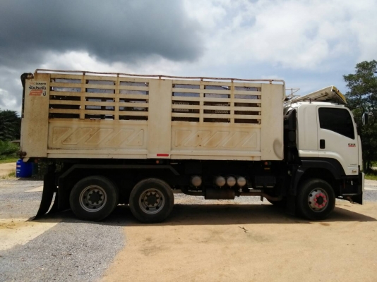 รถอีซูซุ 10 ล้อดั้ม FXZ 360 แรงม้า ปี 54.  ( รถวิ่ง 2xx,xxx กว่า กม. )     สนใจติดต่อ   081 - 6079515