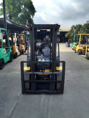 -:-*&bull;*ข า ย ร ถ ย ก นำ เ ข้ า*&bull;*-:-KOMATSU FD25-15 เครื่องดีเซล เกียร์ออโต้ เสา3เมตร สนใจติดต่อ 083-062-0223(ปอนด์)