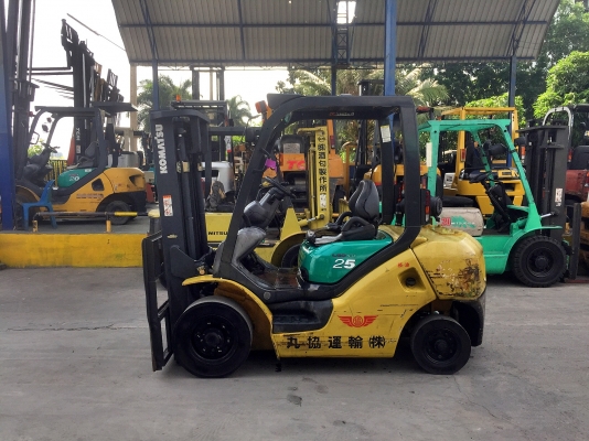 -:-*&bull;*ข า ย ร ถ ย ก นำ เ ข้ า*&bull;*-:-KOMATSU FD25-15 เครื่องดีเซล เกียร์ออโต้ เสา3เมตร สนใจติดต่อ 083-062-0223(ปอนด์)