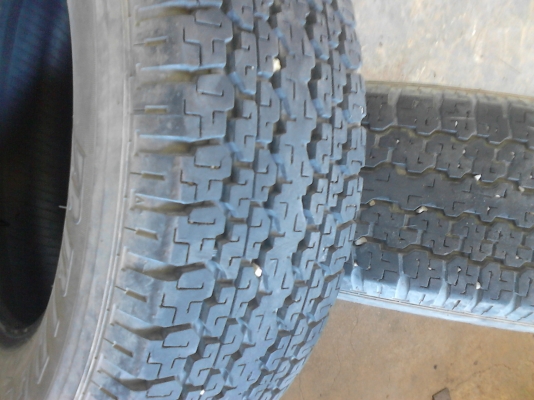 245/70R16 BRIDGESTONE DUELER H/T 689 มี 2 เส้น tel.081-427-3941 245/70R16 BRIDGESTONE DUELER H/T 689 มี 2 เส้น tel.081-427-3941