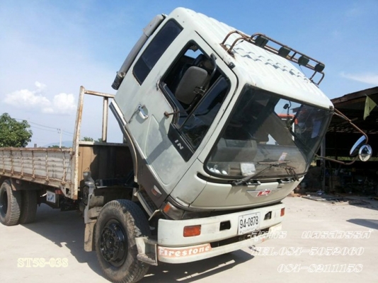 ขายด่วน รถบรรทุก 6 ล้อ HINO FF3H 195 แรง (รถห้างแท้) ่ช่วงยาว 5.5M สภาพเดิมๆสวย พร้อมใช้งาน ราคาสุดคุ้ม