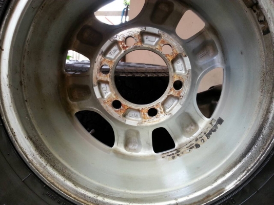 ขายล้อ Toyota D4D 6 รู พร้อมยาง 31 ขอบ 15 ขายล้อ Toyota D4D 6 รู พร้อมยาง 31 ขอบ 15