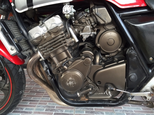 ธารนนทบุรี//ขาย HONDA CB400 ปี93 สวยๆ ระบบเครื่อง ระบบไฟสมบูรณ์ทุกจุด อินวอยท์ สรรพสามิต ราคา 55,000 บาท