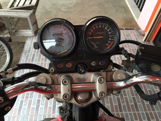 ธารนนทบุรี//ขาย HONDA CB400 ปี93 สวยๆ ระบบเครื่อง ระบบไฟสมบูรณ์ทุกจุด อินวอยท์ สรรพสามิต ราคา 55,000 บาท