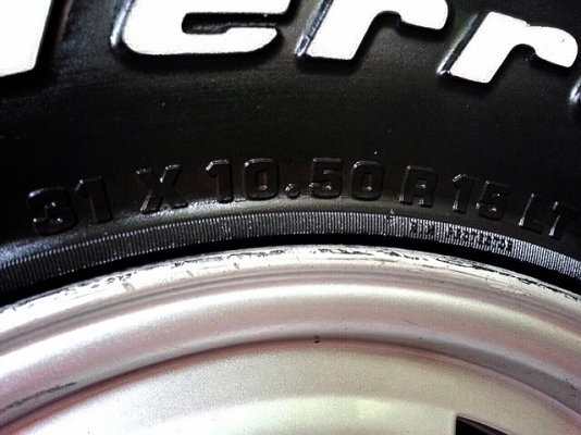 ขายยาง BF ALL 31 ขอบ 15 พร้อมล้อ มี 1 คู่ ขายยาง BF ALL 31 ขอบ 15 พร้อมล้อ มี 1 คู่