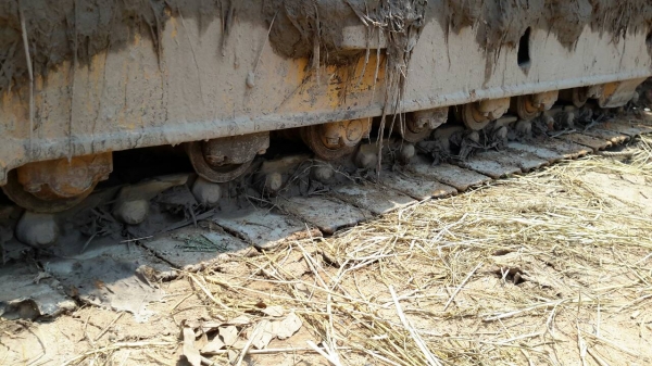 รถแม๊คโค  โคมัสสุ 120-5สภาพดี พร้อมใช้งาน  ไม่มีเอกสาร