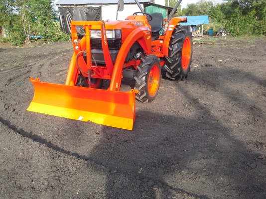 มาอีกคันเพิ่งเสร็จครับ4508พร้อมดันหน้าคานโค้งปรับสภาพพร้อมใช้งานขายเลยครับ239000