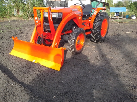 มาอีกคันเพิ่งเสร็จครับ4508พร้อมดันหน้าคานโค้งปรับสภาพพร้อมใช้งานขายเลยครับ239000