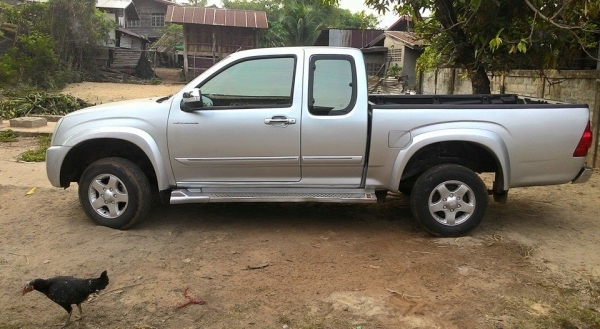 ดาวน์10000ออกรถได้เลยไม่มีค่าใช้จ่ายใดๆอิซูุปี52 แฟทตินั้มรถครูครับอยากขายจัดไฟแนนชเต็ม