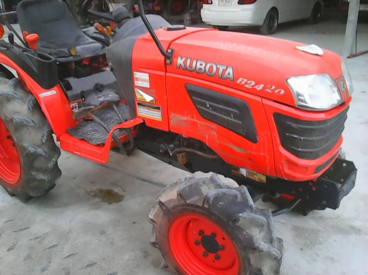 ขายKUBOTA  B2420 ราคาถูกๆ 21xx ชม. สอบถามได้