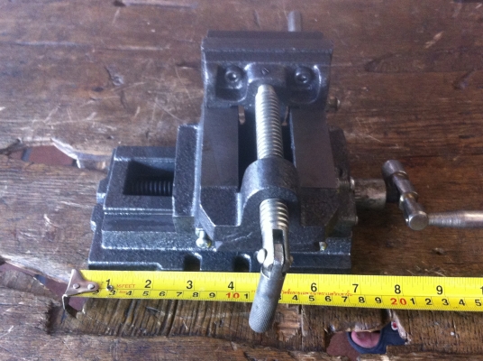 ปากกาจับชิ้นงาน 3 นิ้ว แบบมีแท่นเลื่อนได้สองแกน X และ Y ด้วยมือหมุน