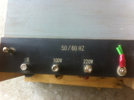 หม้อแปลงไฟขนาดใหญ่จาก 220 V. เป็น 100-110 V.หรือจาก 100-110 V เป็น. 220 V. จากญี่ปุ่นขนาด 50 A.