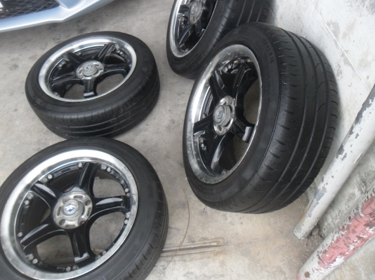 ล้อแม็ก 16นิ้ว 4รู100 พร้อมยาง สวยๆ 4 ล้อ ราคา 6300 บาท