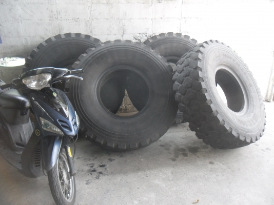 ยางเลเดียน 14.00R20 สวยๆ ลดราคาเหลือ เส้นละ 3000 บาท มี 4 เส้น