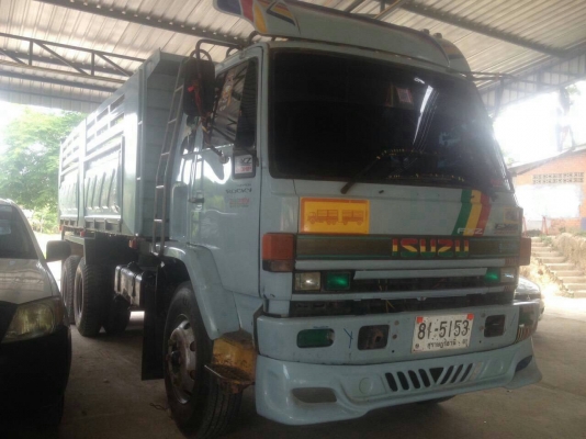 รถ10ล้ออีซูซุ  240นางฟ้า ติดต่อ080-1405528