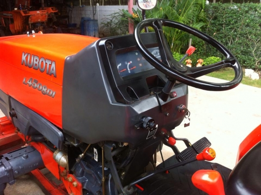 ขายรถไถKubota L4508DI (4WD) พร้อมใบมีดหน้าและผานพรวน รถสวยพร้อมใช้งาน