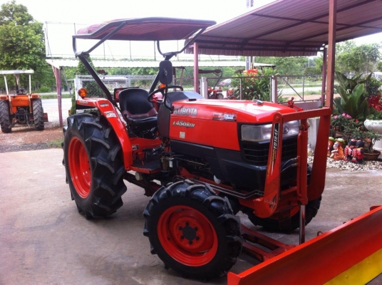 ขายรถไถKubota L4508DI (4WD) พร้อมใบมีดหน้าและผานพรวน รถสวยพร้อมใช้งาน