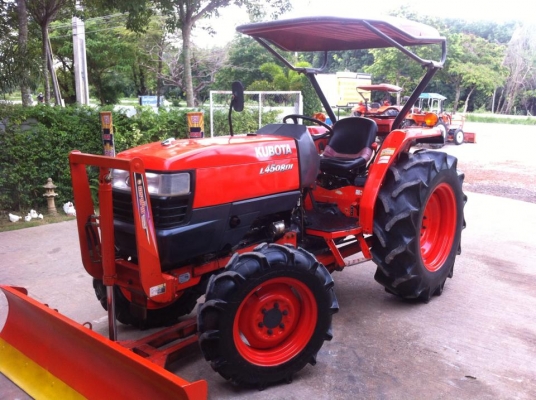 ขายรถไถKubota L4508DI (4WD) พร้อมใบมีดหน้าและผานพรวน รถสวยพร้อมใช้งาน